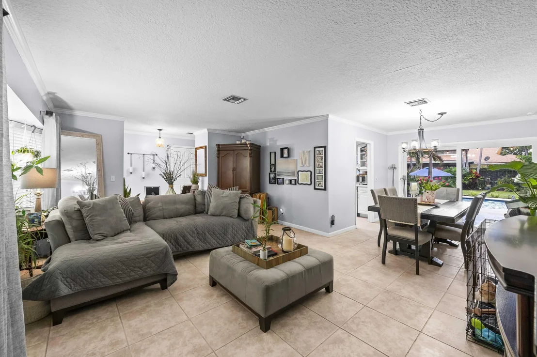 Photo of 6427 Travis Road