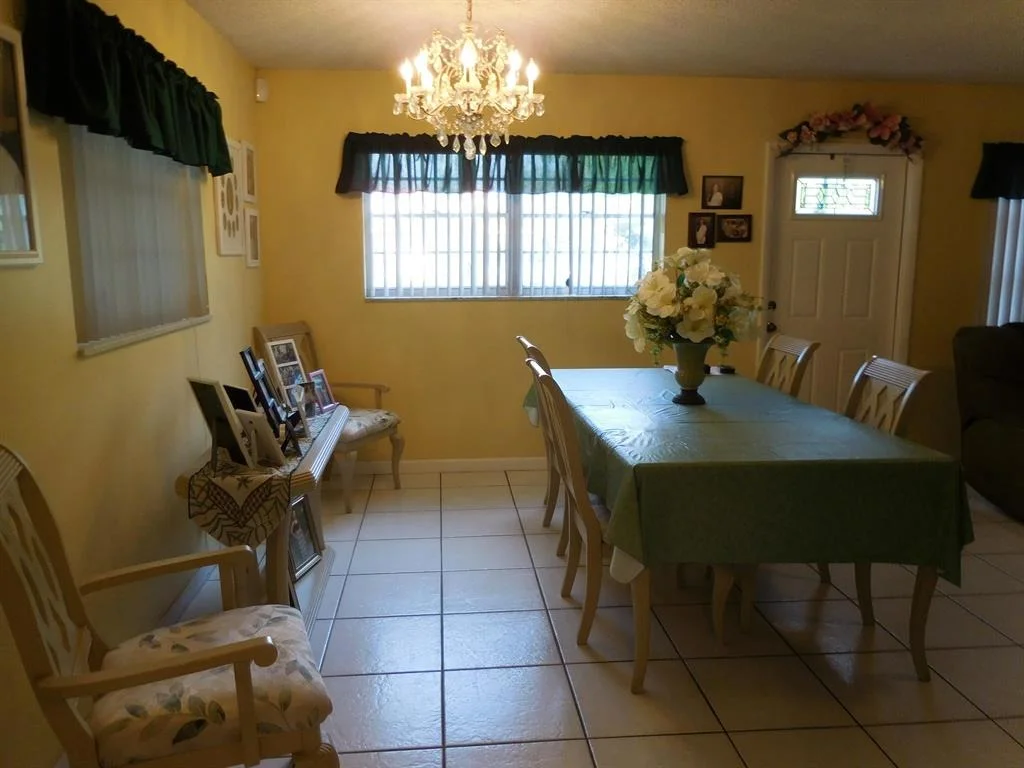 Photo of 525 Griswold Drive