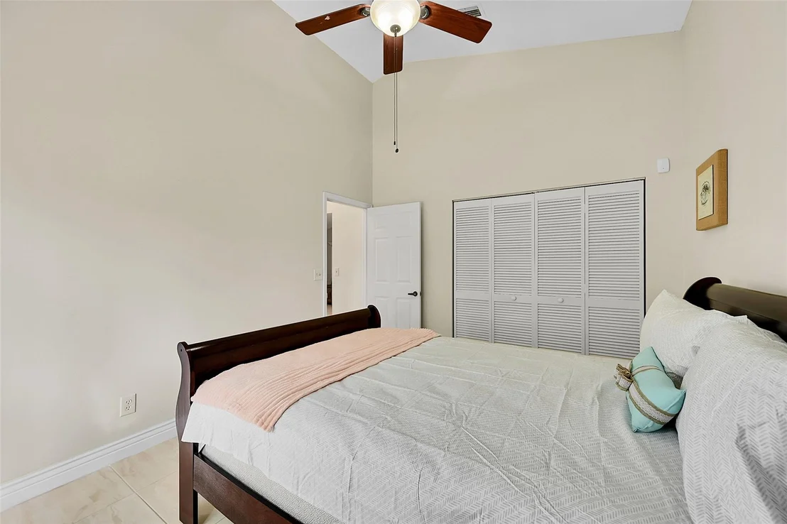 Photo of 62 W Palm Drive