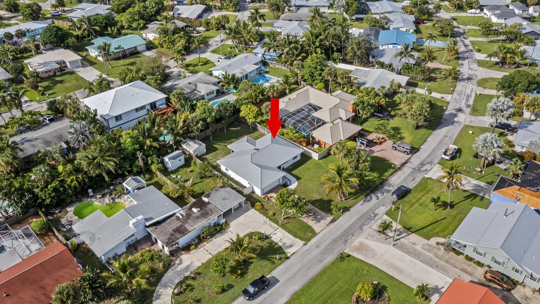 Photo of 1915 Eucalyptus Avenue