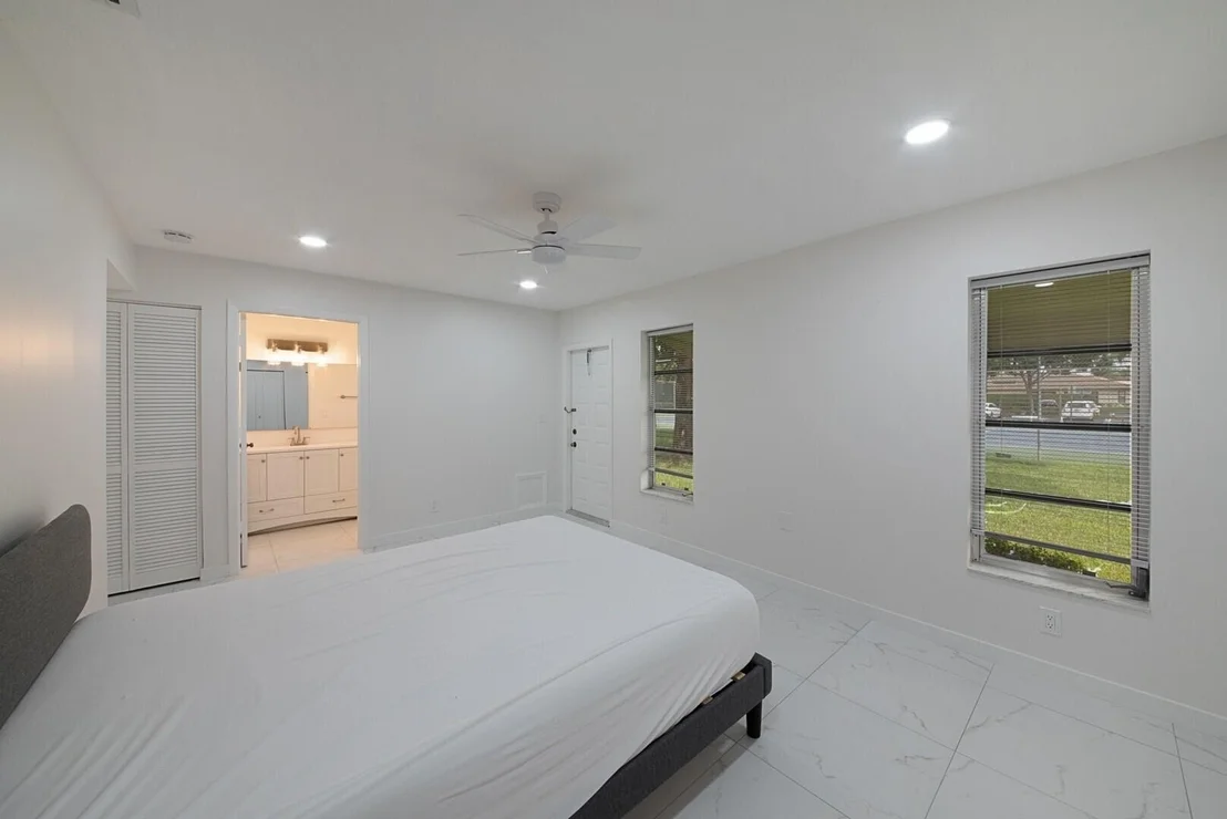 Photo of Unit D at 5220 Nesting Way