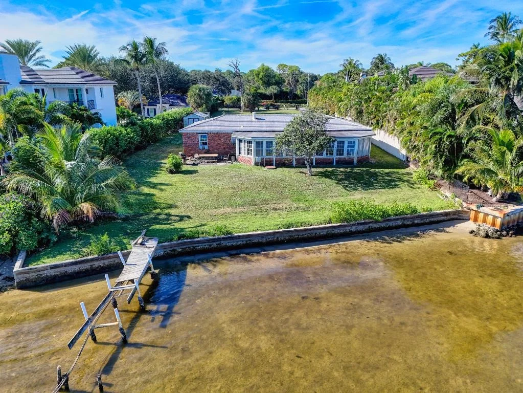Photo of 5297 Pennock Point Road