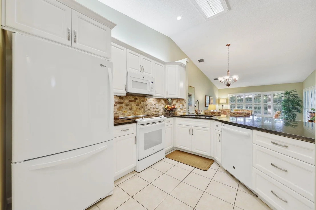 Photo of 39 Sausalito Drive