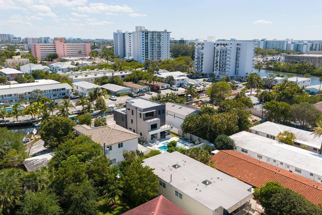 Photo of 3225 Canal Drive