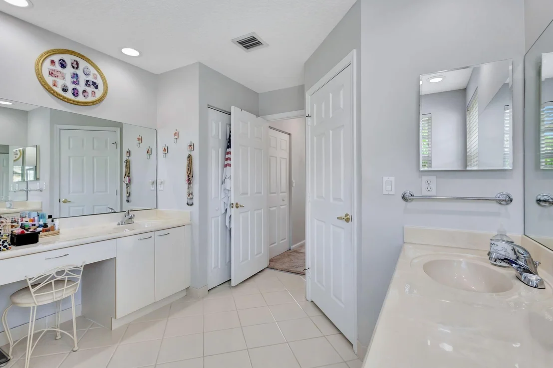 Photo of 8951 Alexandra Circle