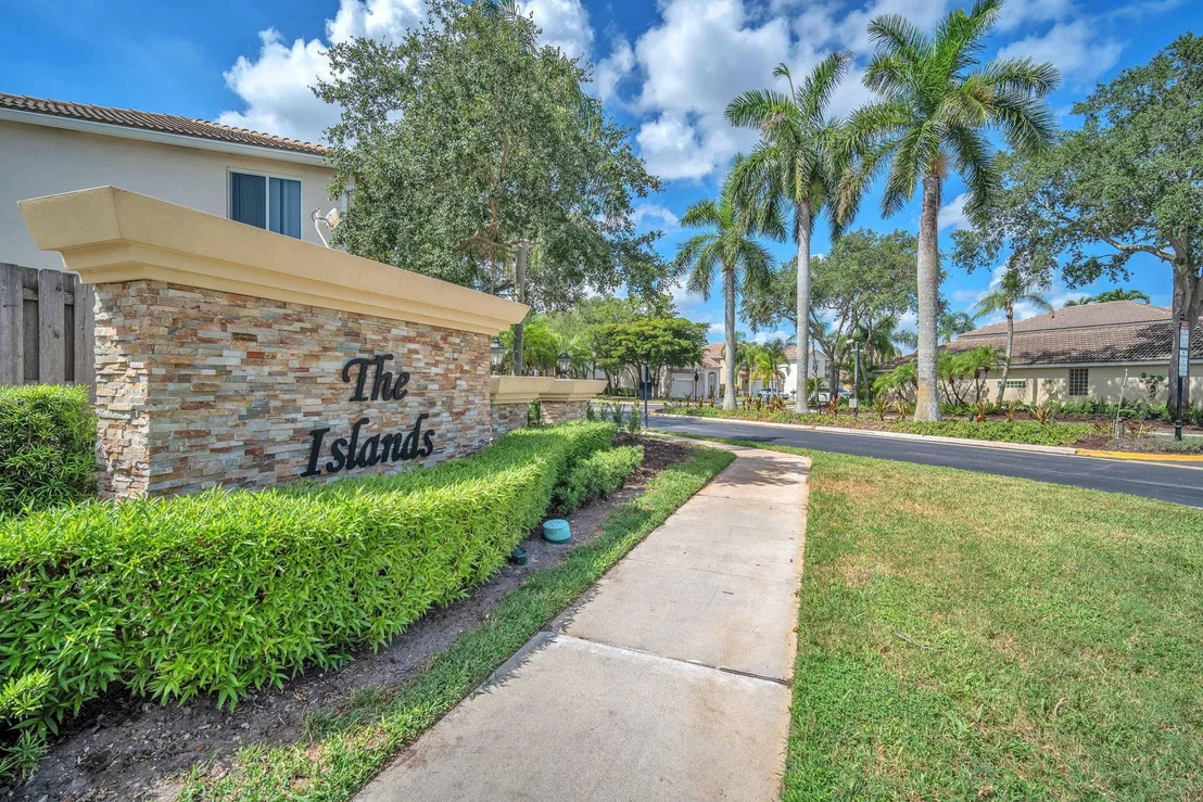Photo of 7162 Craw Key Way