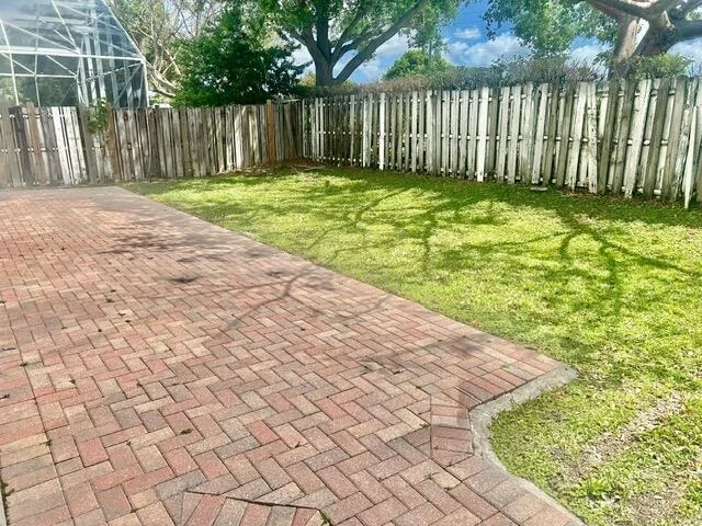 Photo of 7584 Thornlee Drive