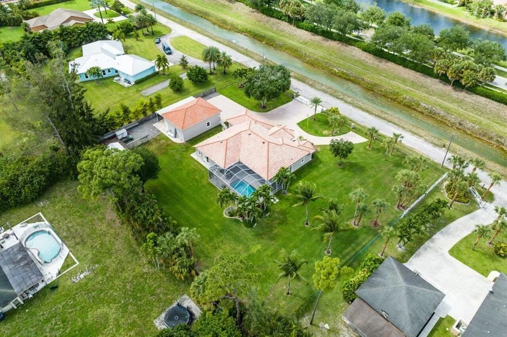 Photo of 8360 Arrowhead Drive