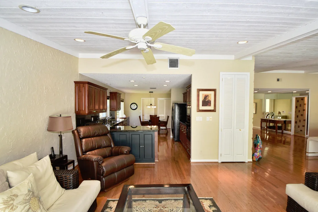 Photo of 4573 White Cedar Lane