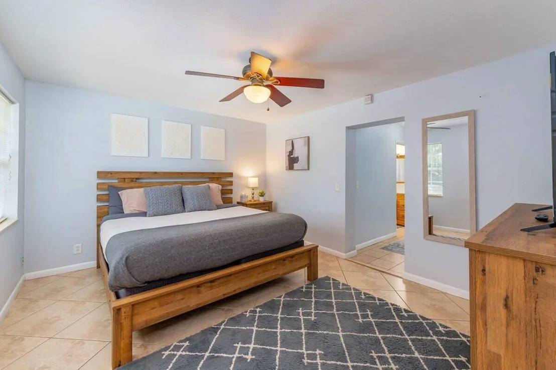 Photo of 1183 SE 1st Way