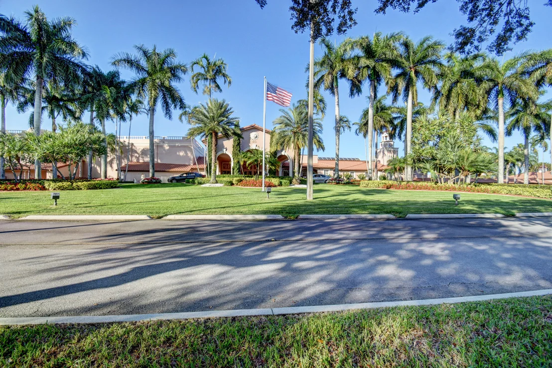 Photo of Unit A at 6384 Mill Pointe Circle