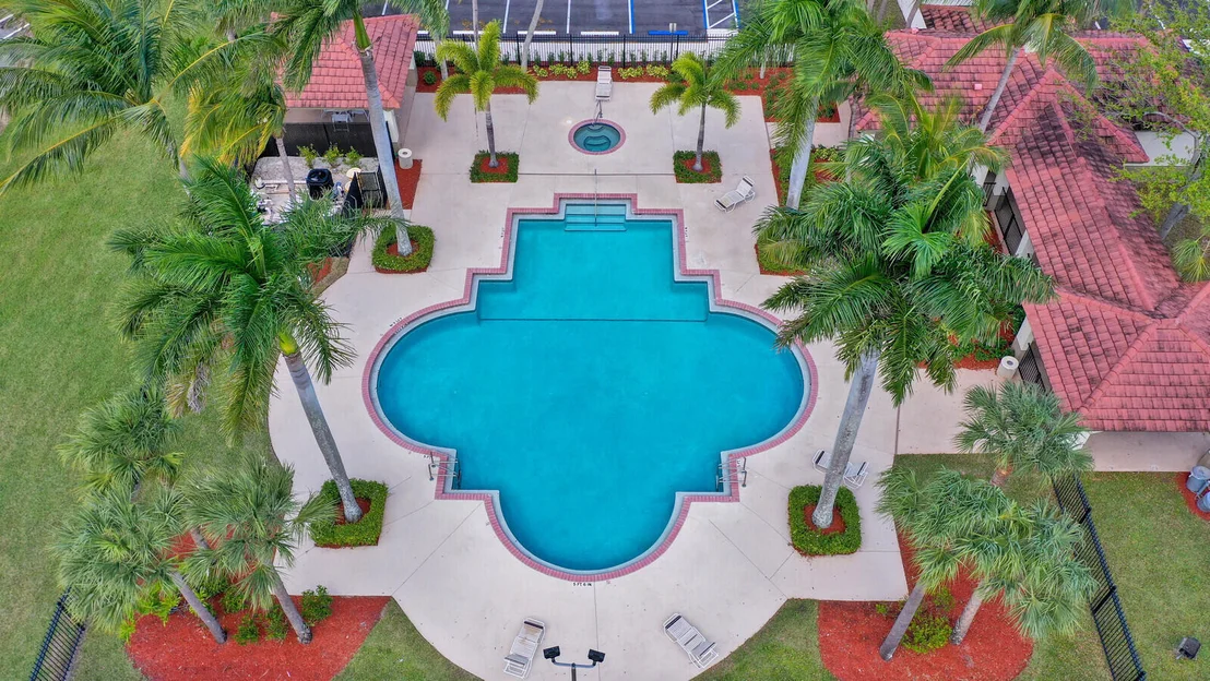 Photo of 6109 Spring Isles Boulevard