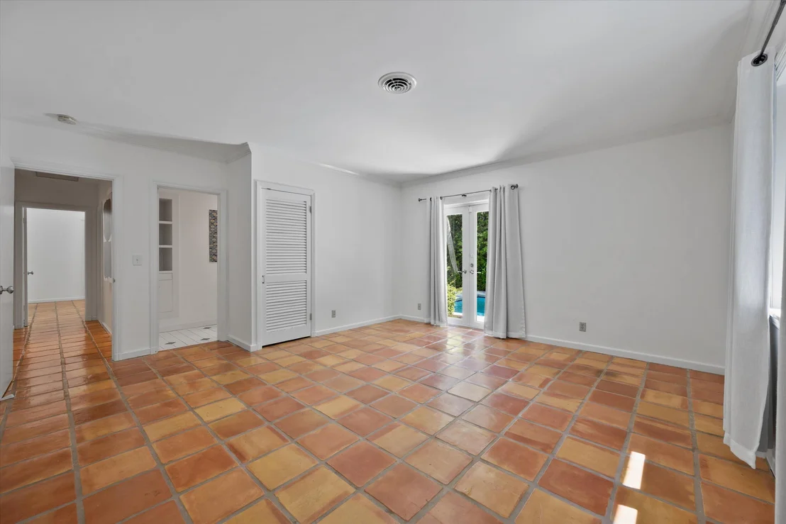 Photo of 274 Monterey Road
