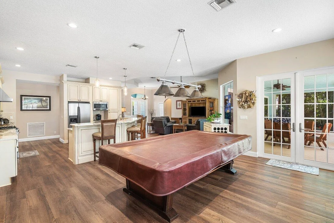 Photo of 18730 SE Lakeside Way