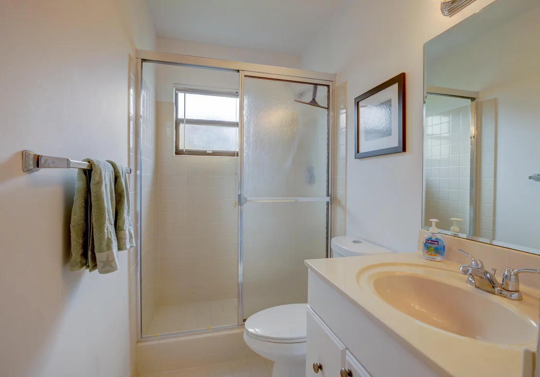 Photo of Unit B at 4350 Pear Tree Circle