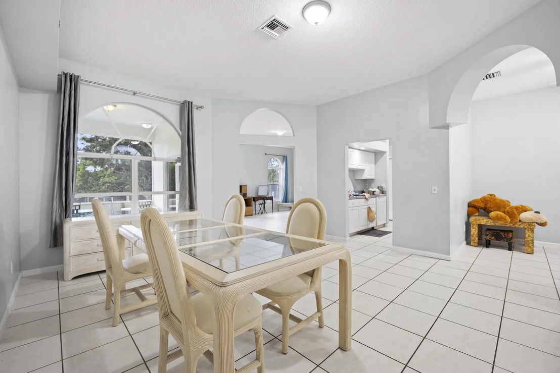 Photo of 4584 Windmill Road