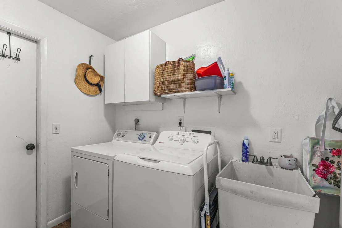 Photo of 4153 Russell Street