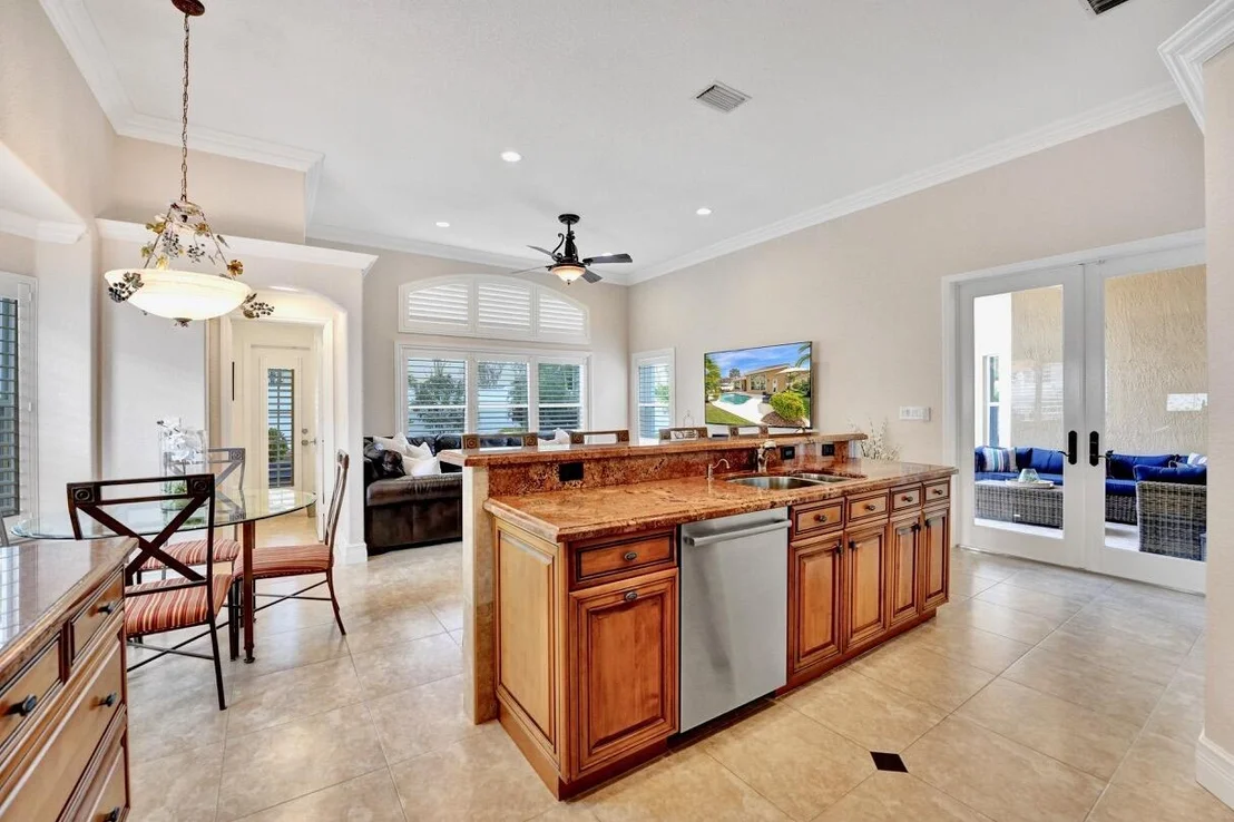 Photo of 6127 Indian Forest Circle