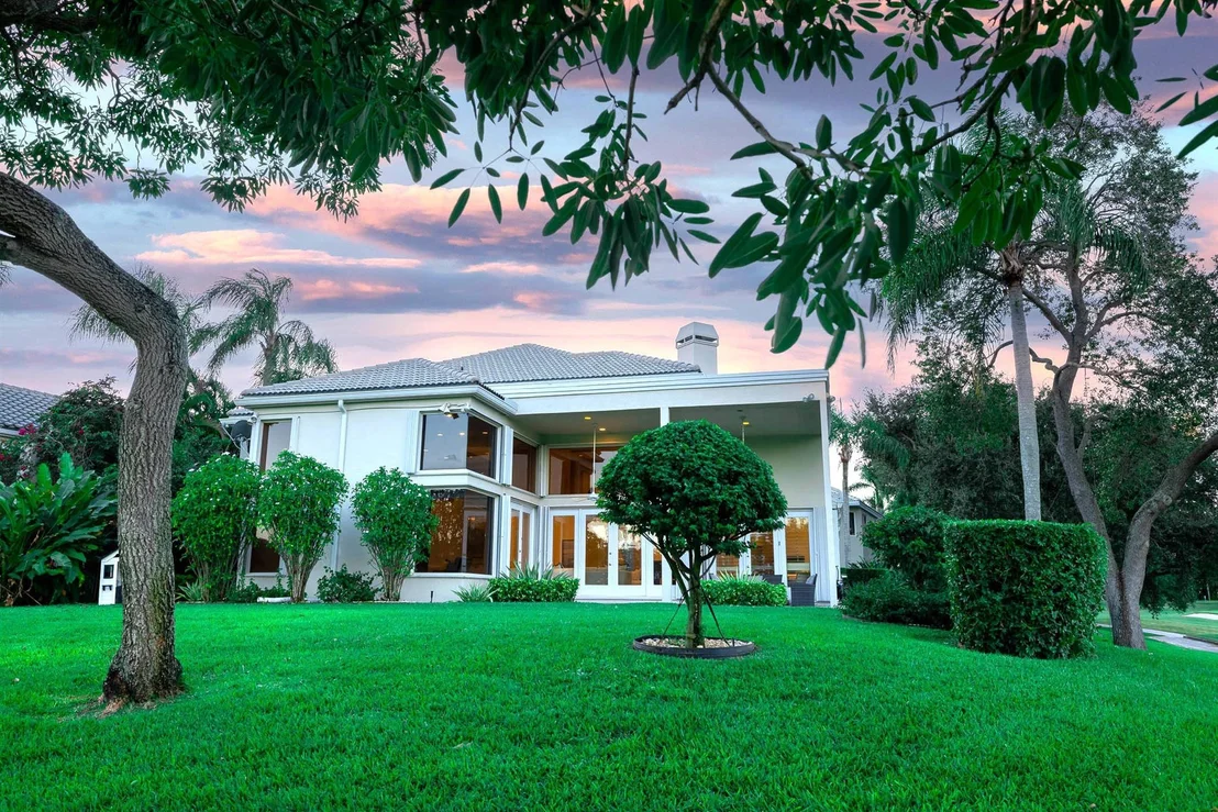 Photo of 2760 Pinehurst