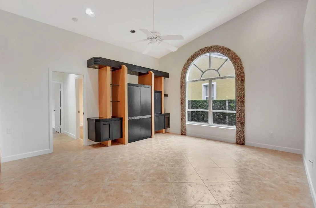 Photo of 18570 Serena Pointe Lane