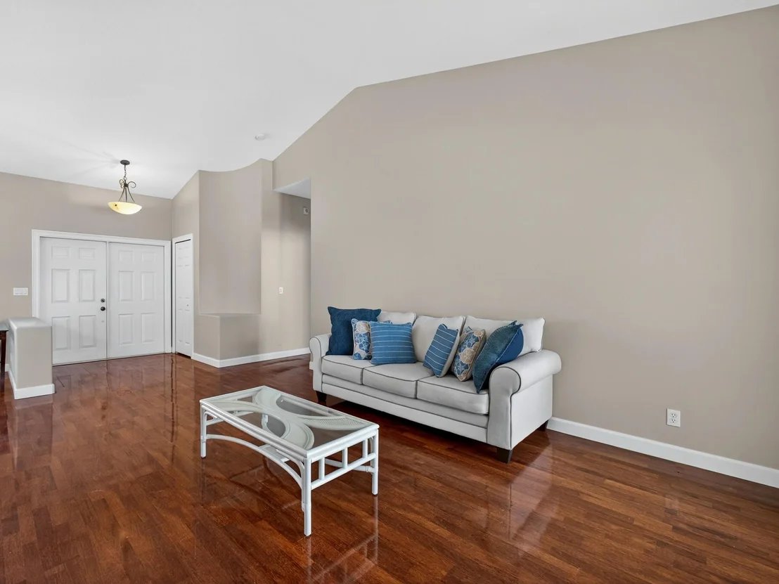 Photo of 7128 Brunswick Circle