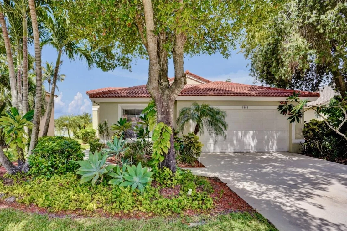 Photo of 5886 Las Colinas Circle