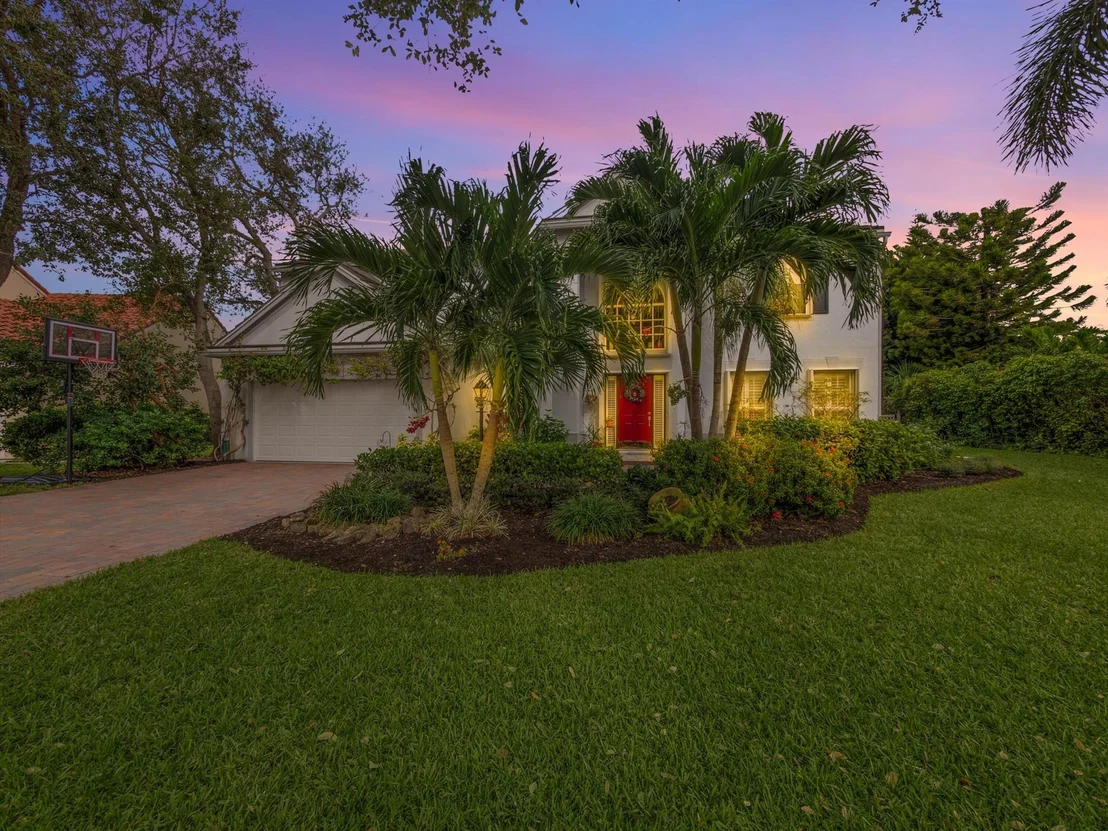 Photo of 1005 Pine Lake Circle