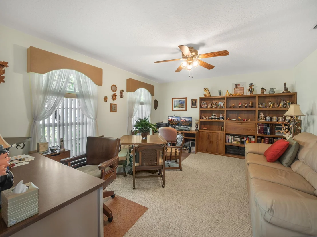 Photo of 106 Pepper Tree Crescent