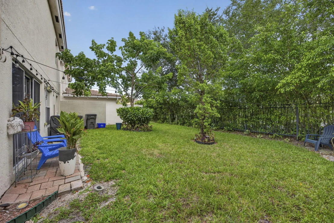 Photo of 6021 Adriatic Way