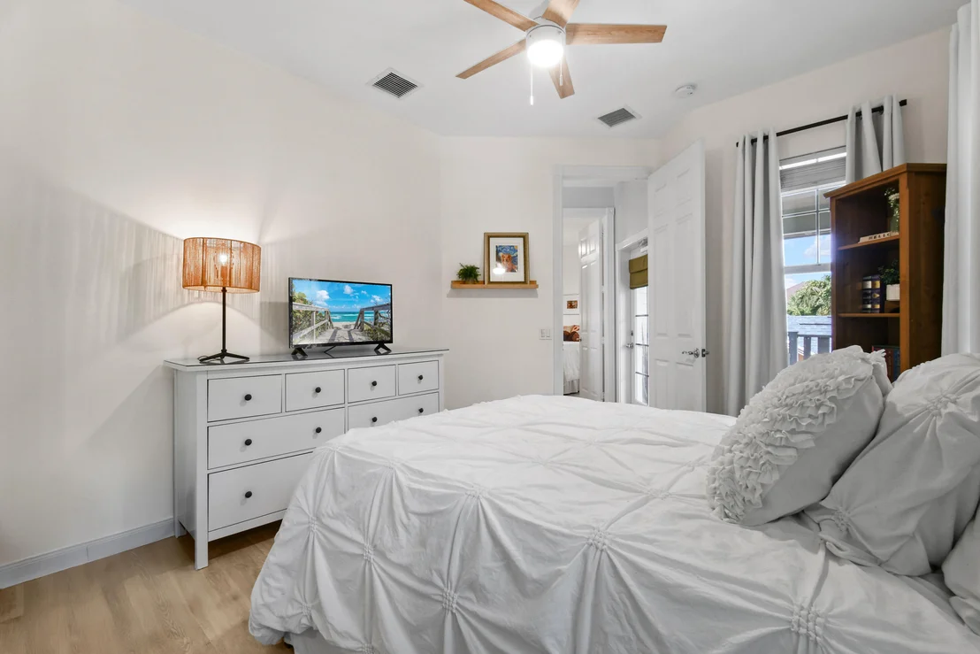Photo of 2672 E Community Drive