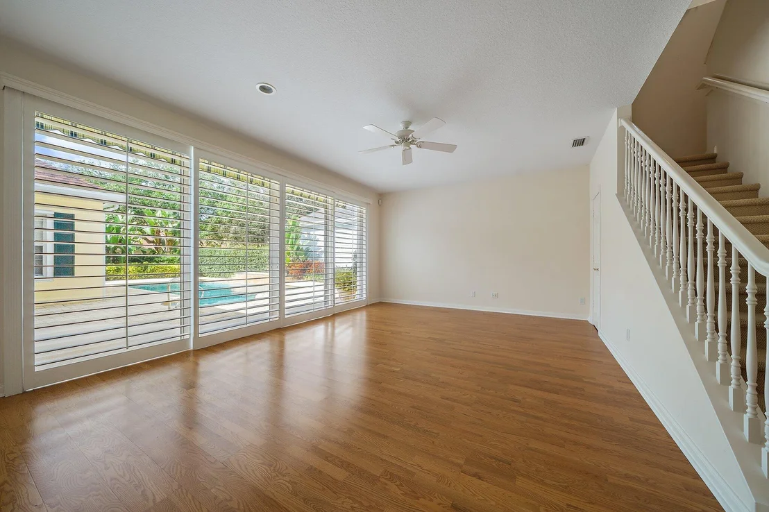 Photo of 129 Barbados Drive