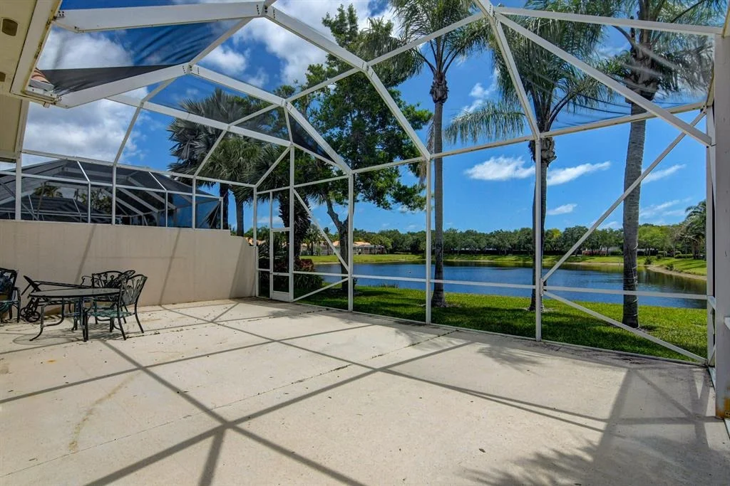 Photo of 2065 Valencia Drive