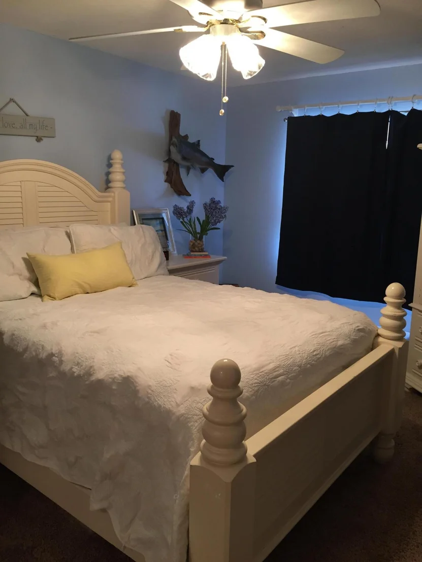 Photo of Unit C at 101 Half Moon Circle