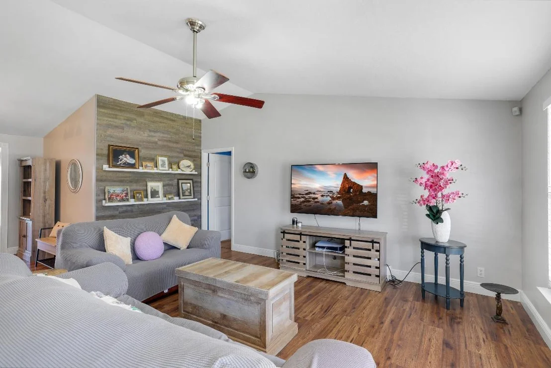 Photo of 8055 Rose Marie Circle