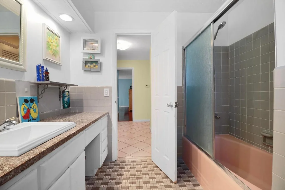 Photo of 310 Wilma Circle