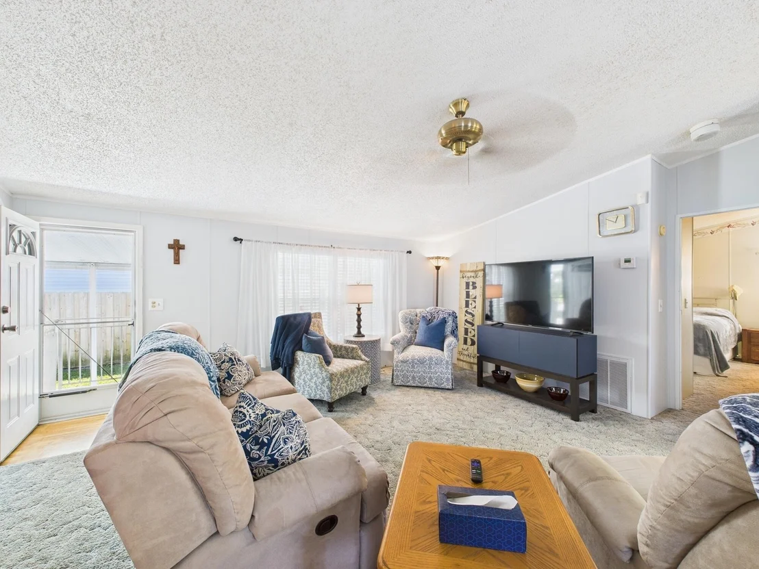 Photo of 403 NE 8th Avenue