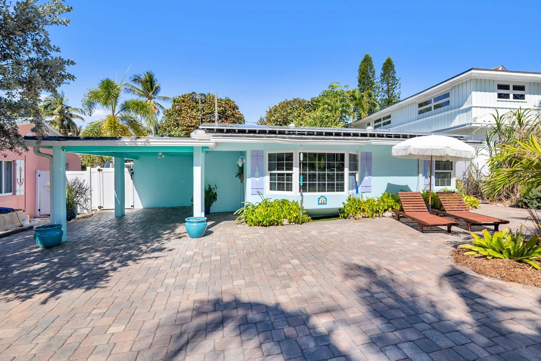 Photo of 16 Surf Road