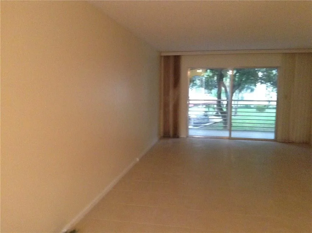 Photo of Unit F2 at 2003 Granada Drive