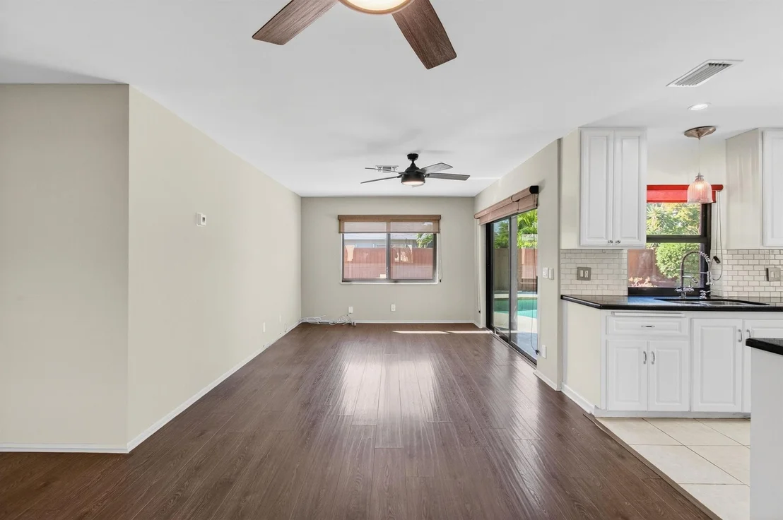 Photo of 714 Heron Drive