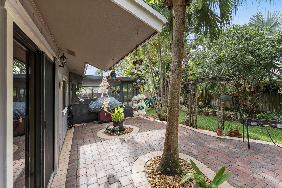 Photo of 56 W Rubber Tree Drive