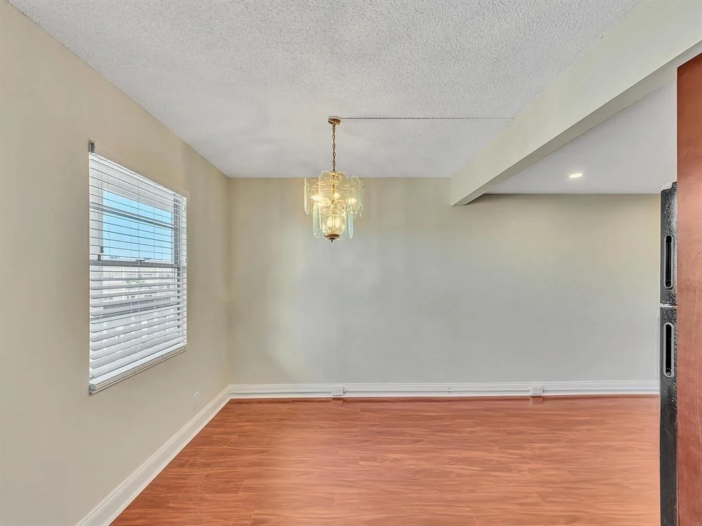 Photo of 3051 Wolverton C