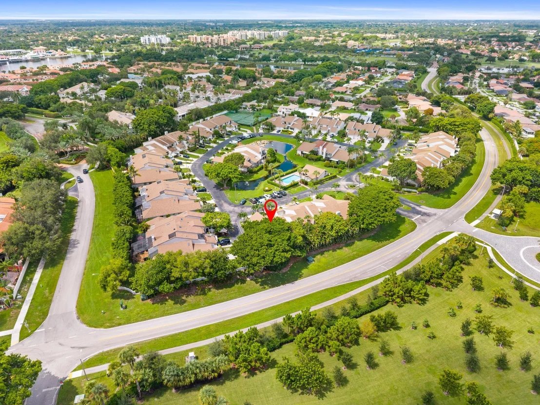 Photo of 6660 CANARY PALM Circle