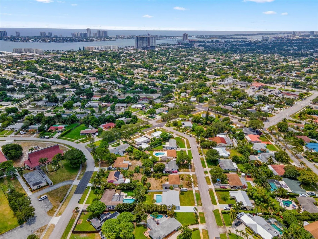 Photo of 643 Australian Circle