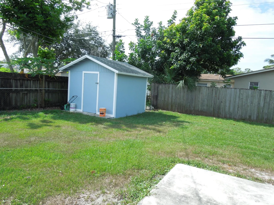 Photo of 5634 Middlecoff Drive