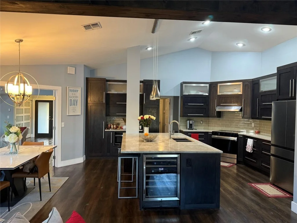 Photo of 2702 E Orchard Circle