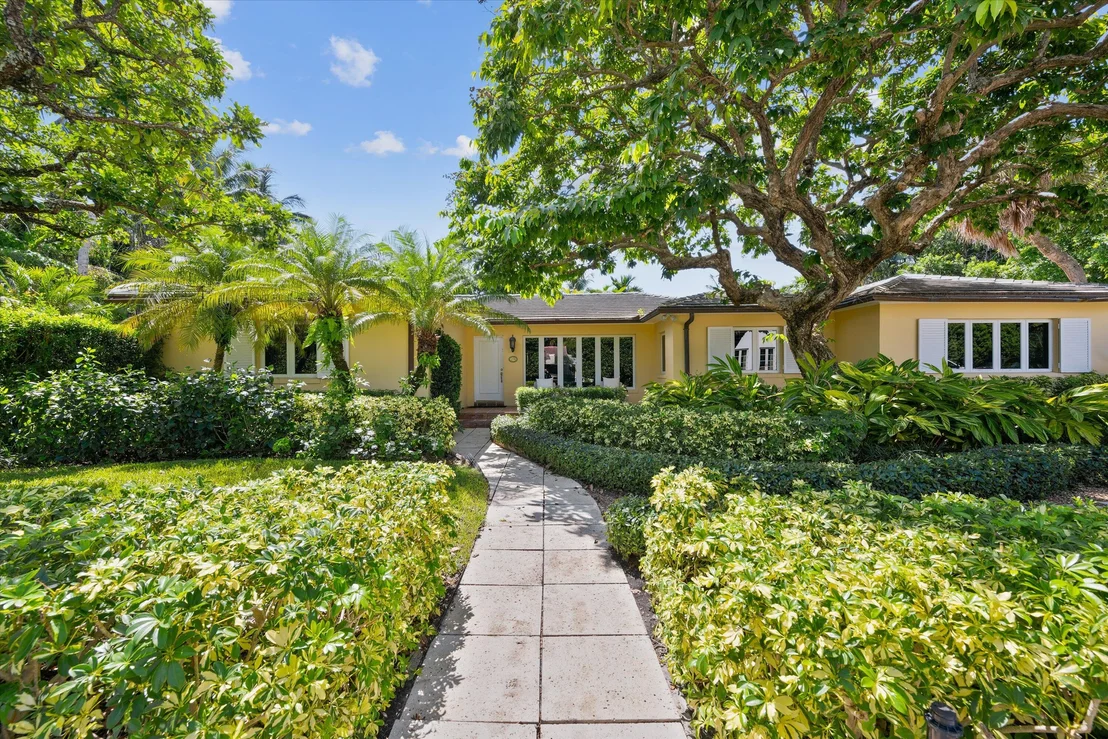Photo of 274 Monterey Road