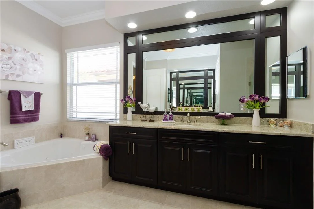 Photo of 10380 Peninsula Place