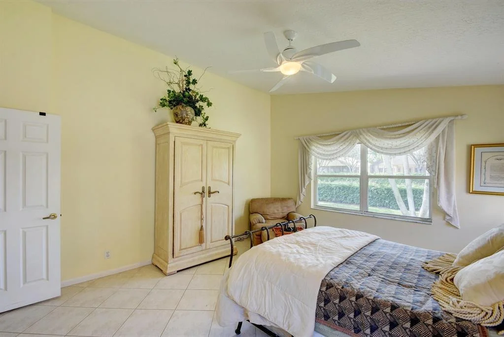 Photo of 6613 Sherbrook Drive