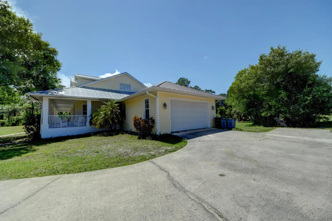 Photo of 10602 Pine Needle Drive