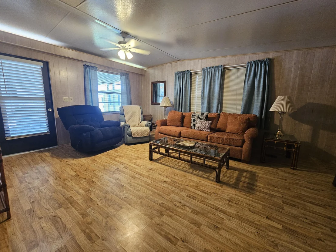 Photo of 5320 SE 64 Terrace